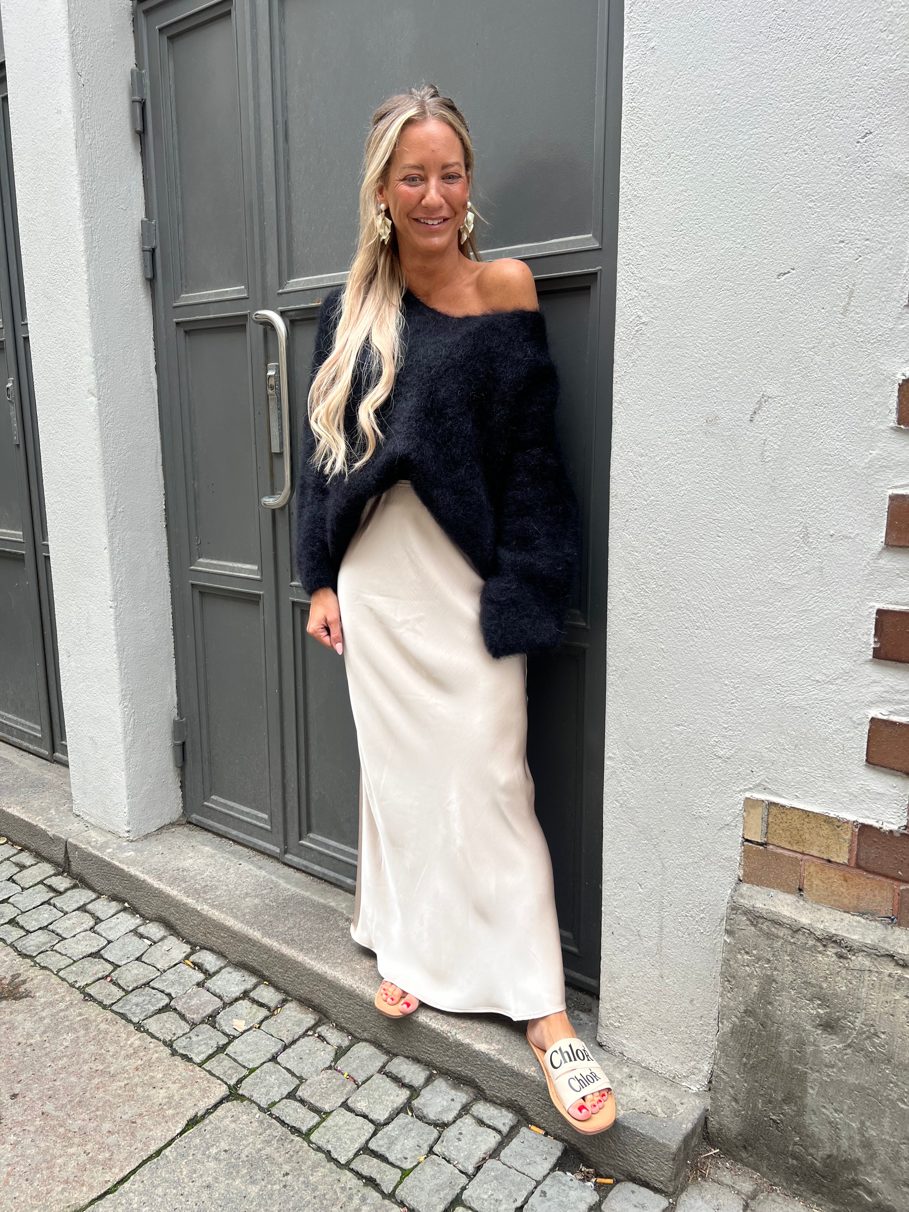 Roro Mohair Schwarz V-Ring