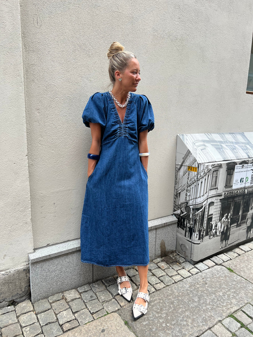 Neo Noir Kleid Illana Denim Blue