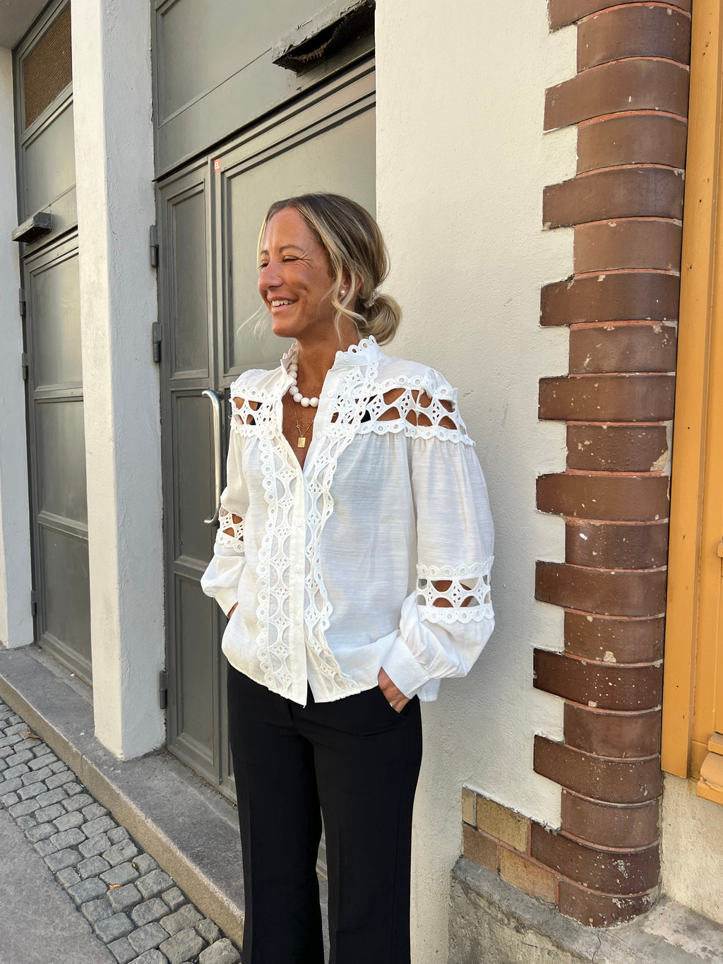 Johanna Spitzenbluse weiß & schwarz