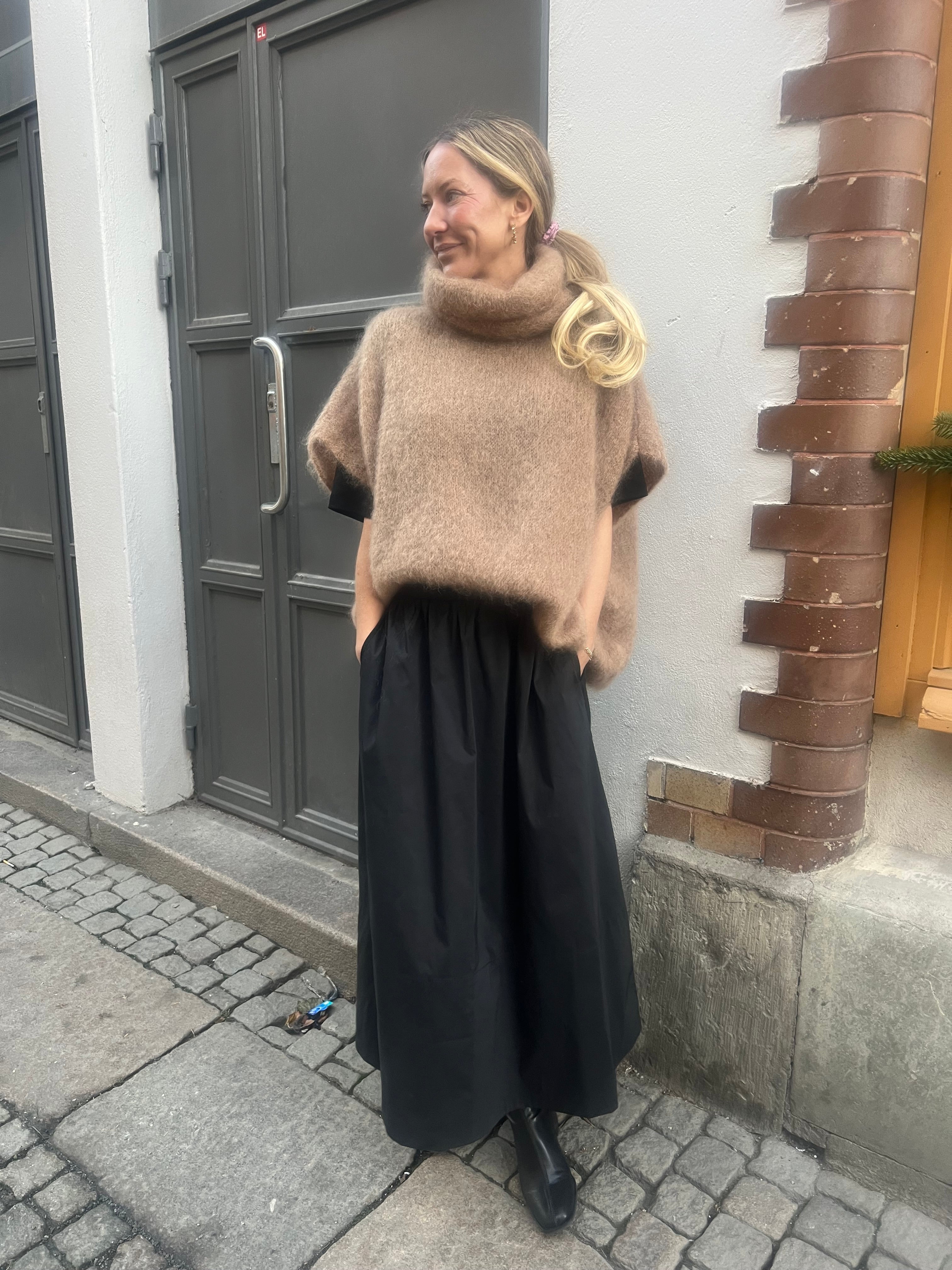 Yara Popeline-Rock schwarz