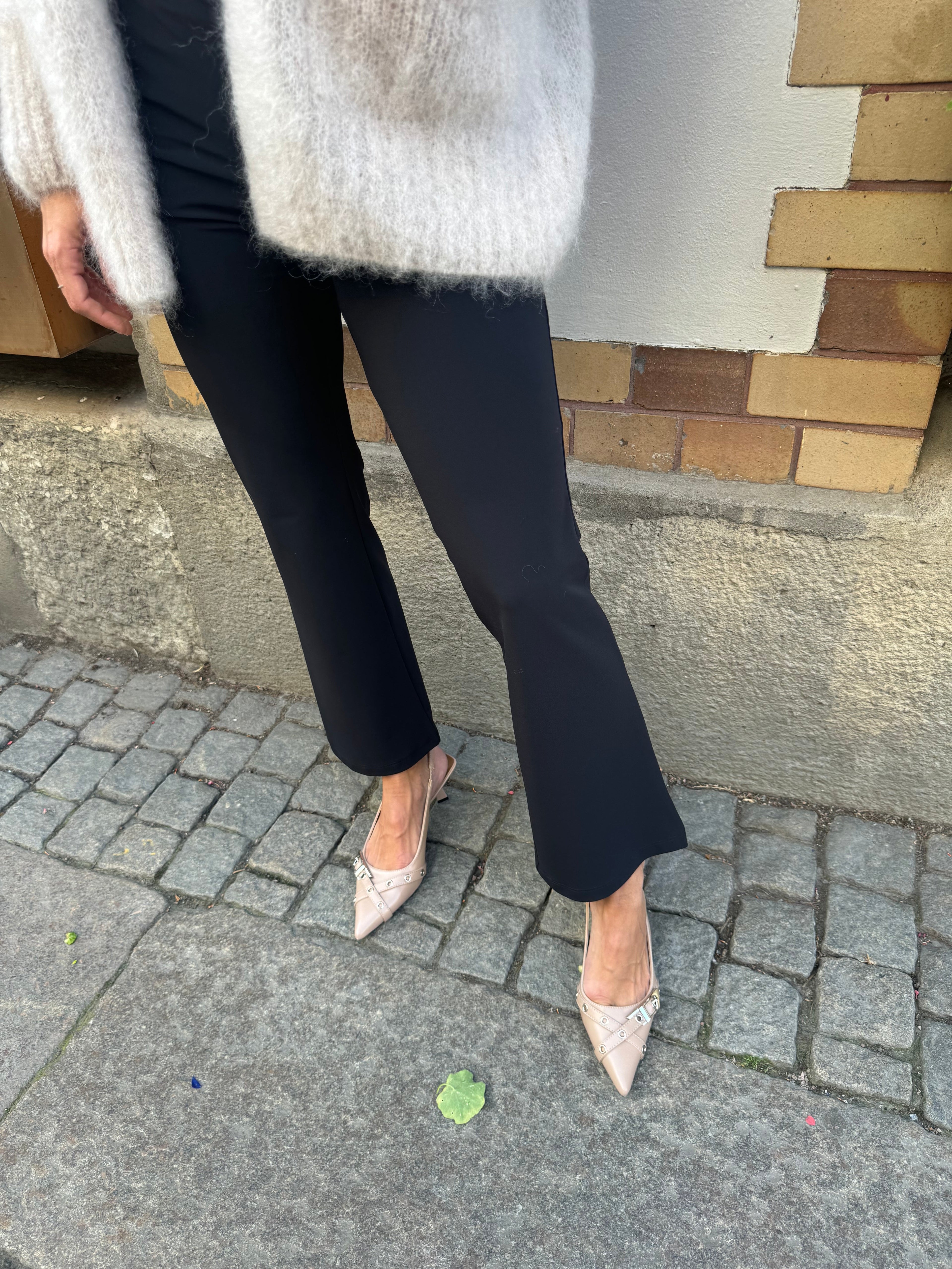 Penn & Ink Lotta Hose, Schwarz