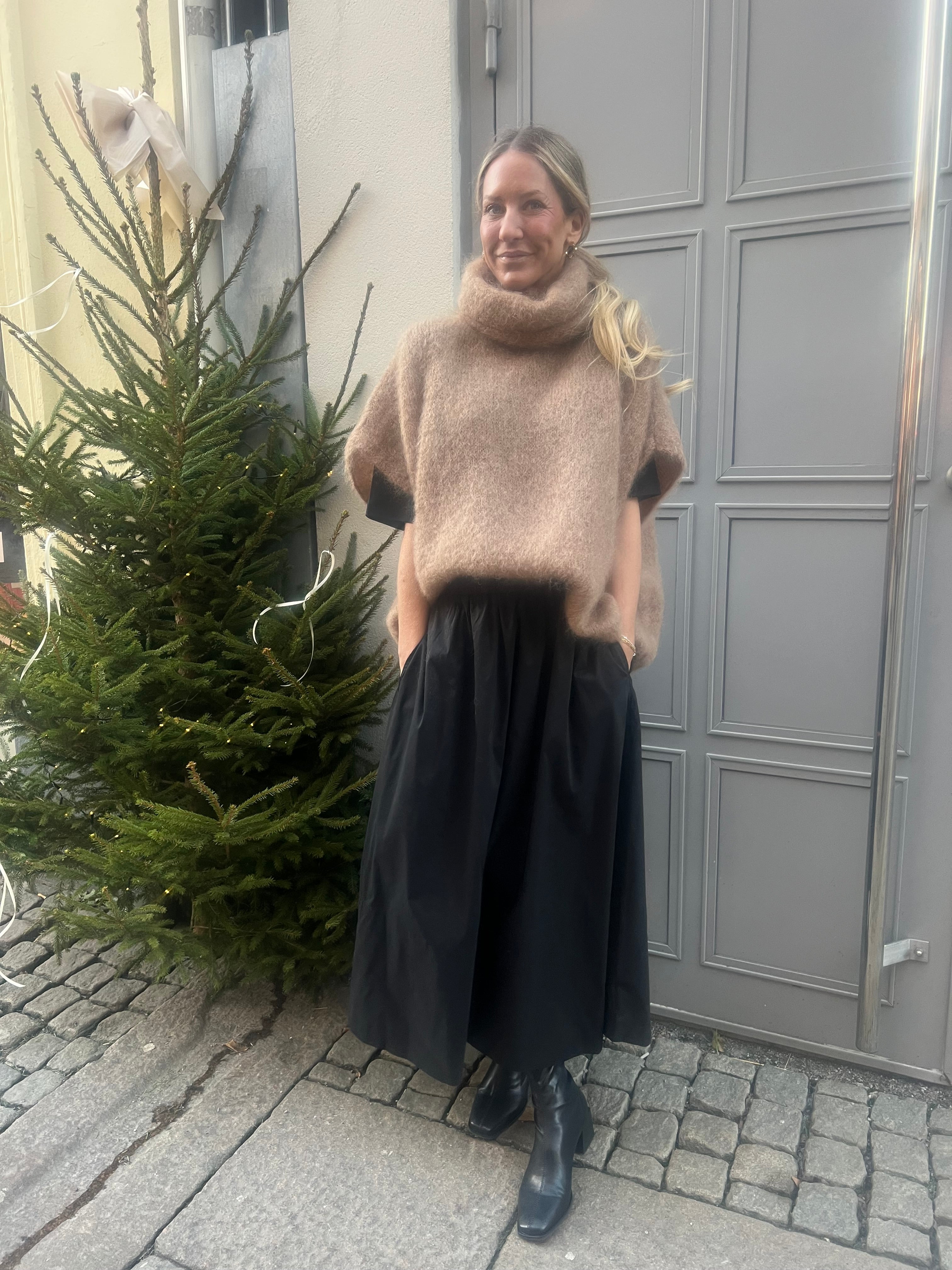 Yara Popeline-Rock schwarz