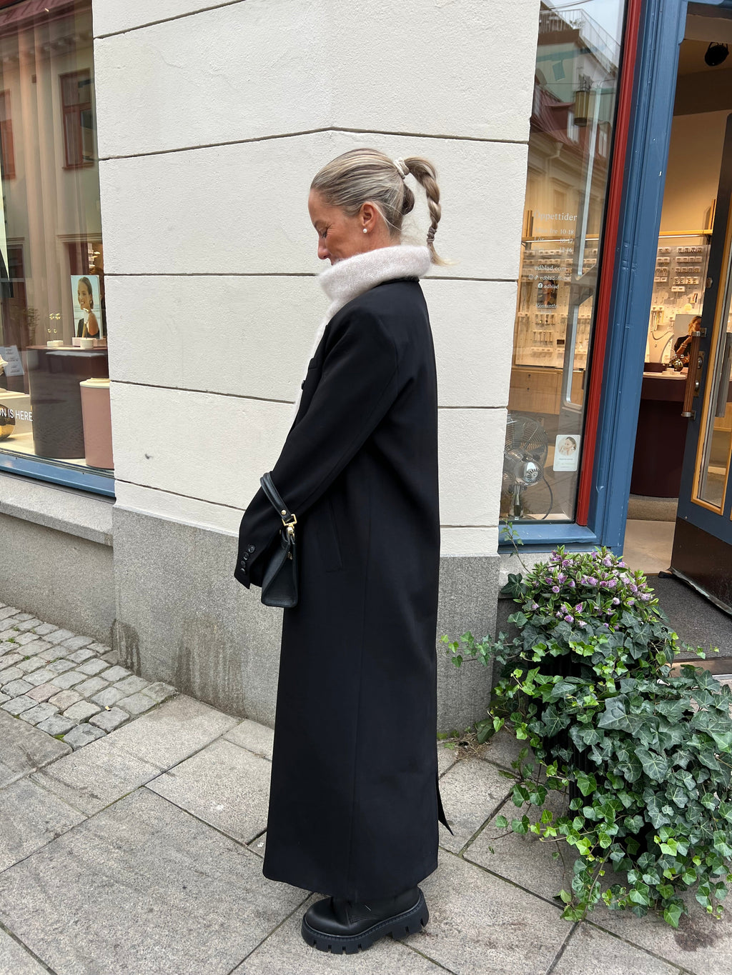 C Langer Mantel Schwarz