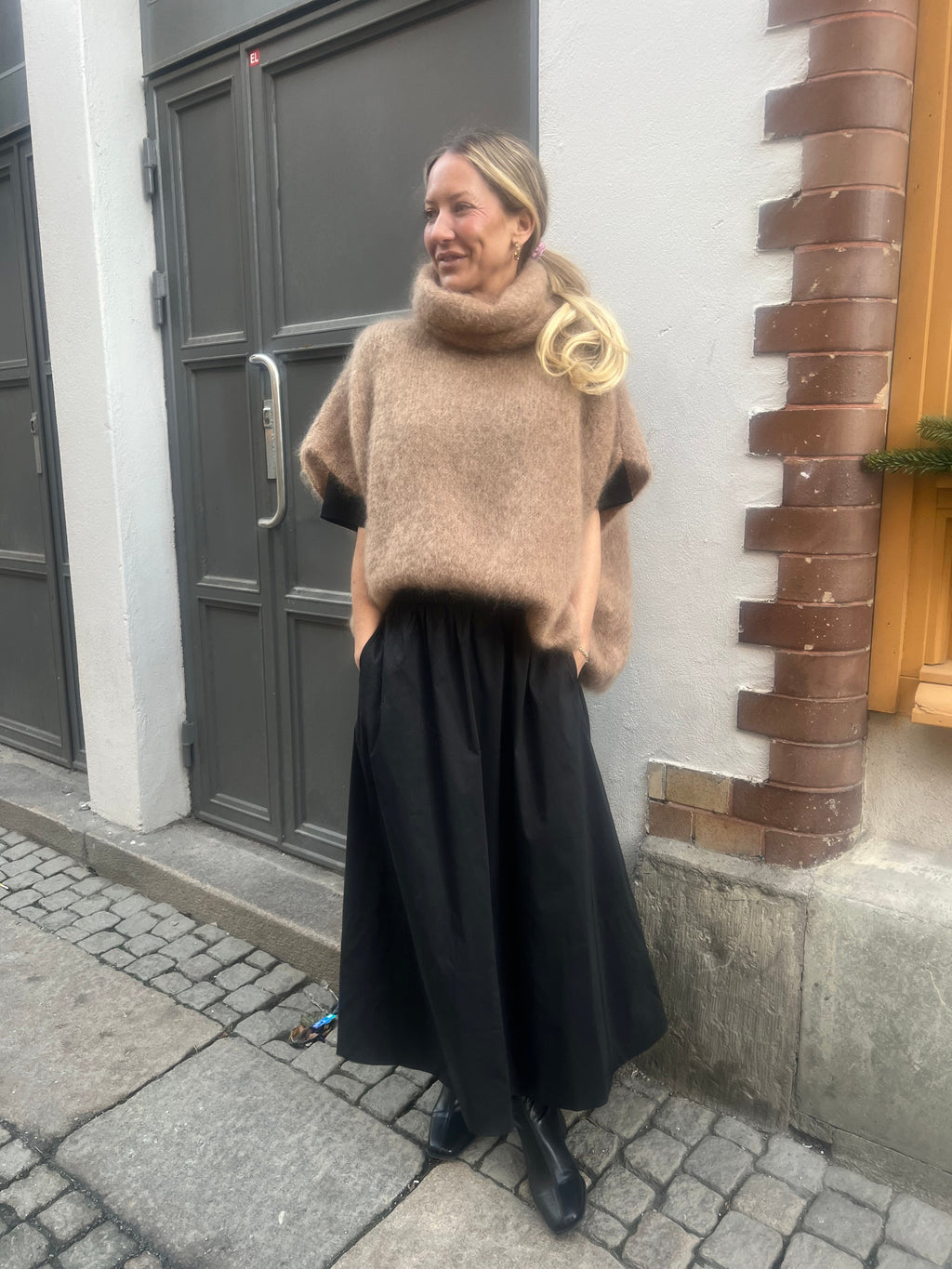 Yara Popeline-Rock schwarz