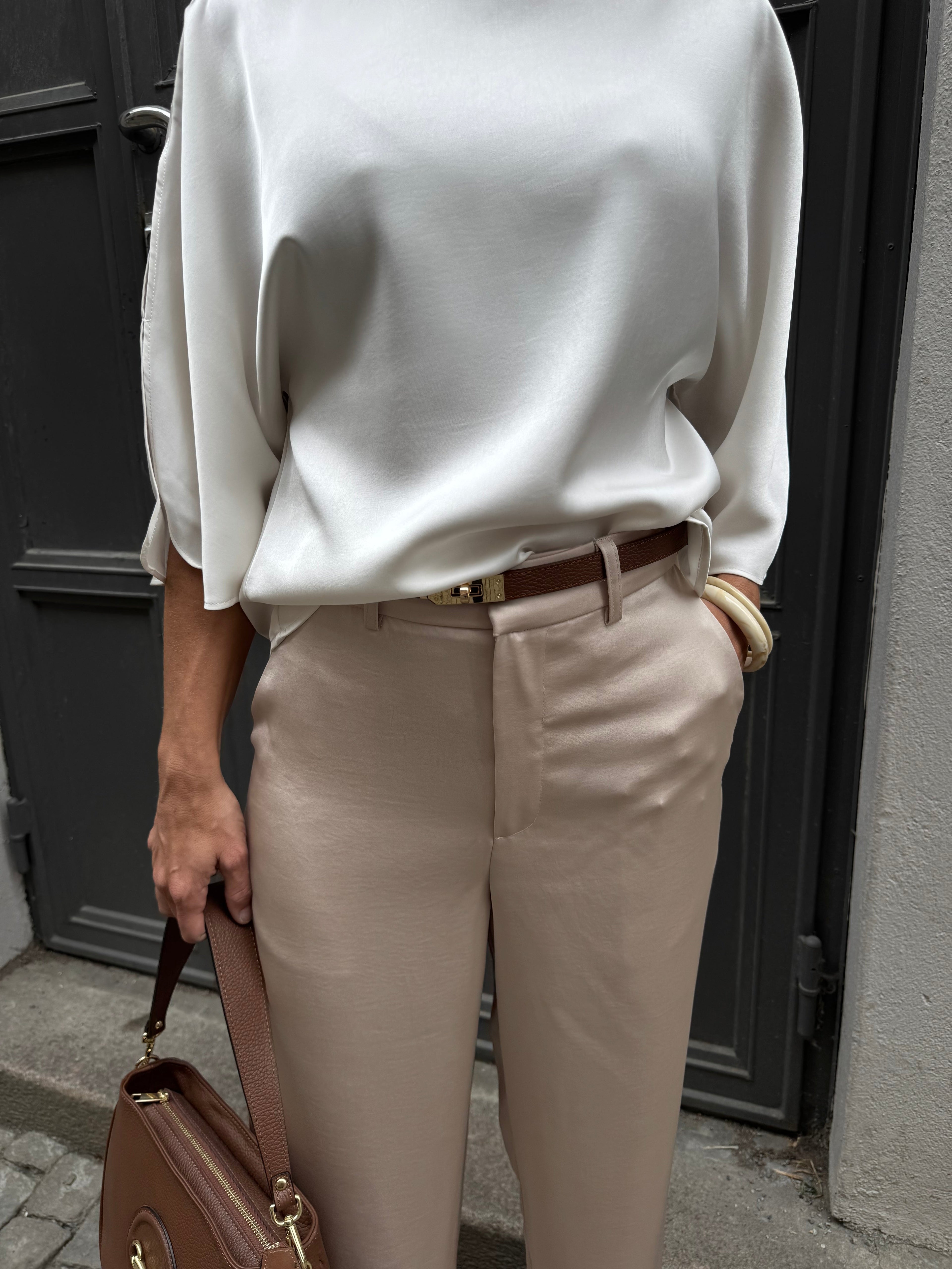 Liora Heavy Sateen Blous Pearl