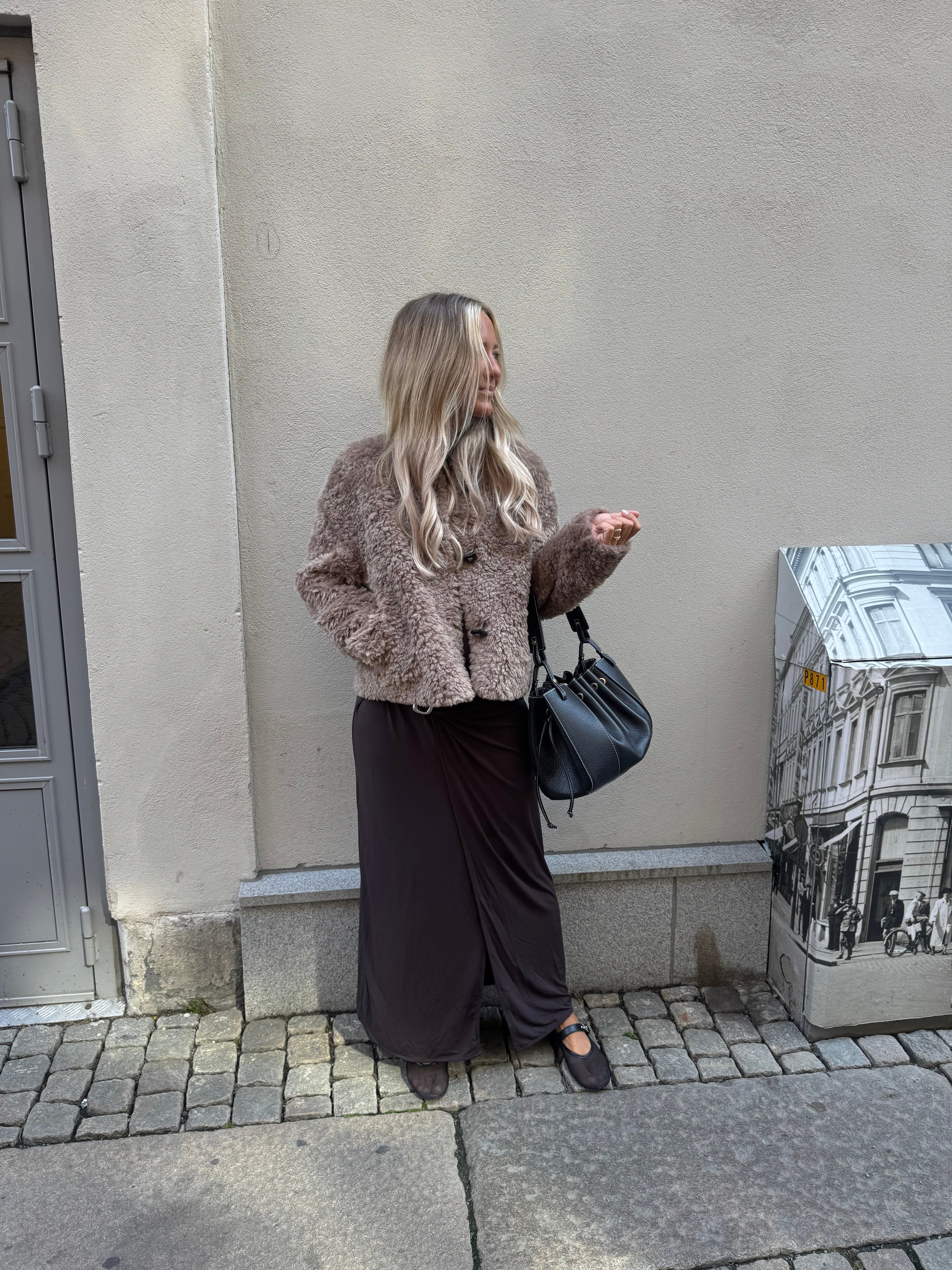 Nala kurze Felljacke Taupe