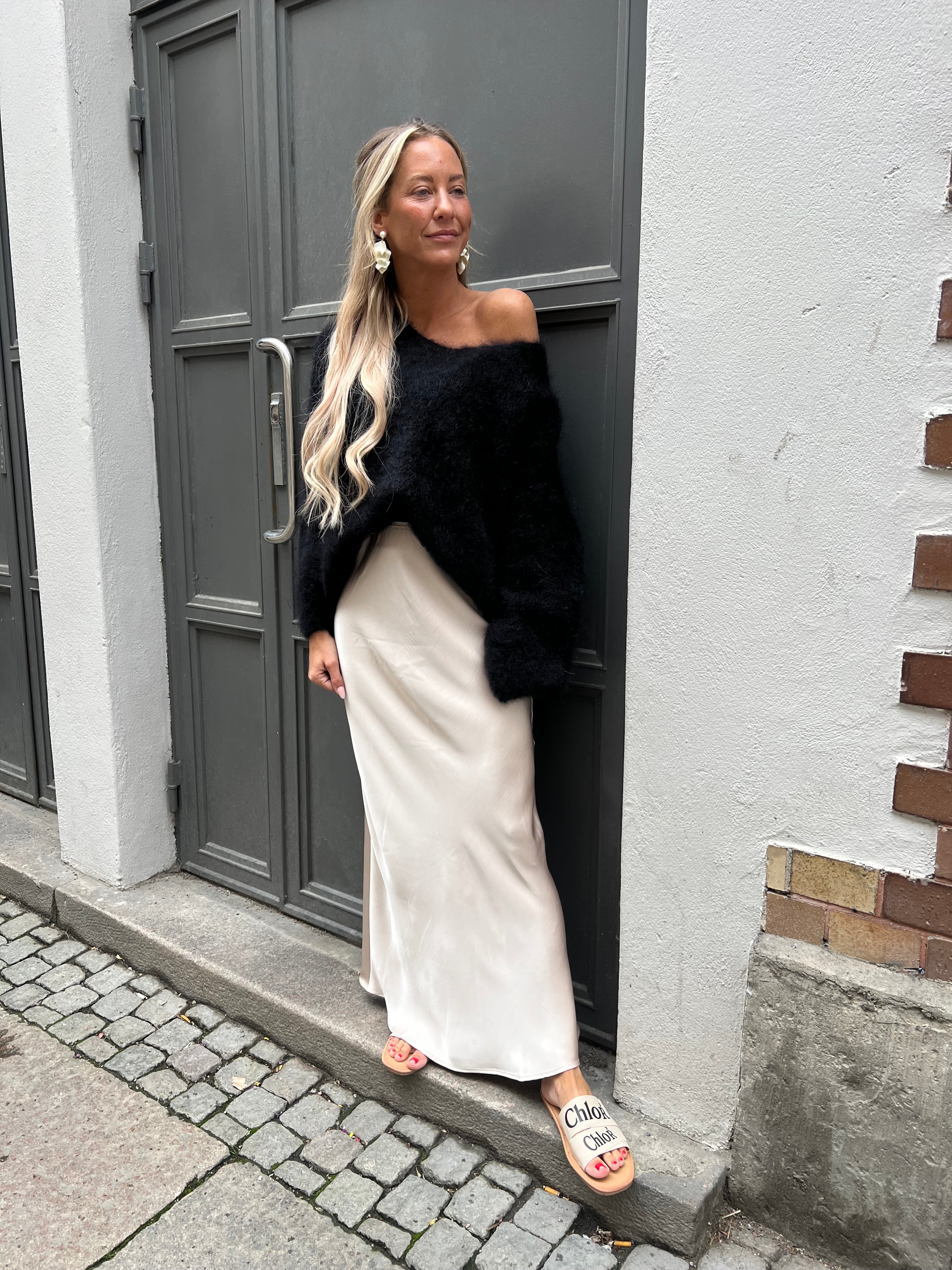 Roro Mohair Schwarz V-Ring