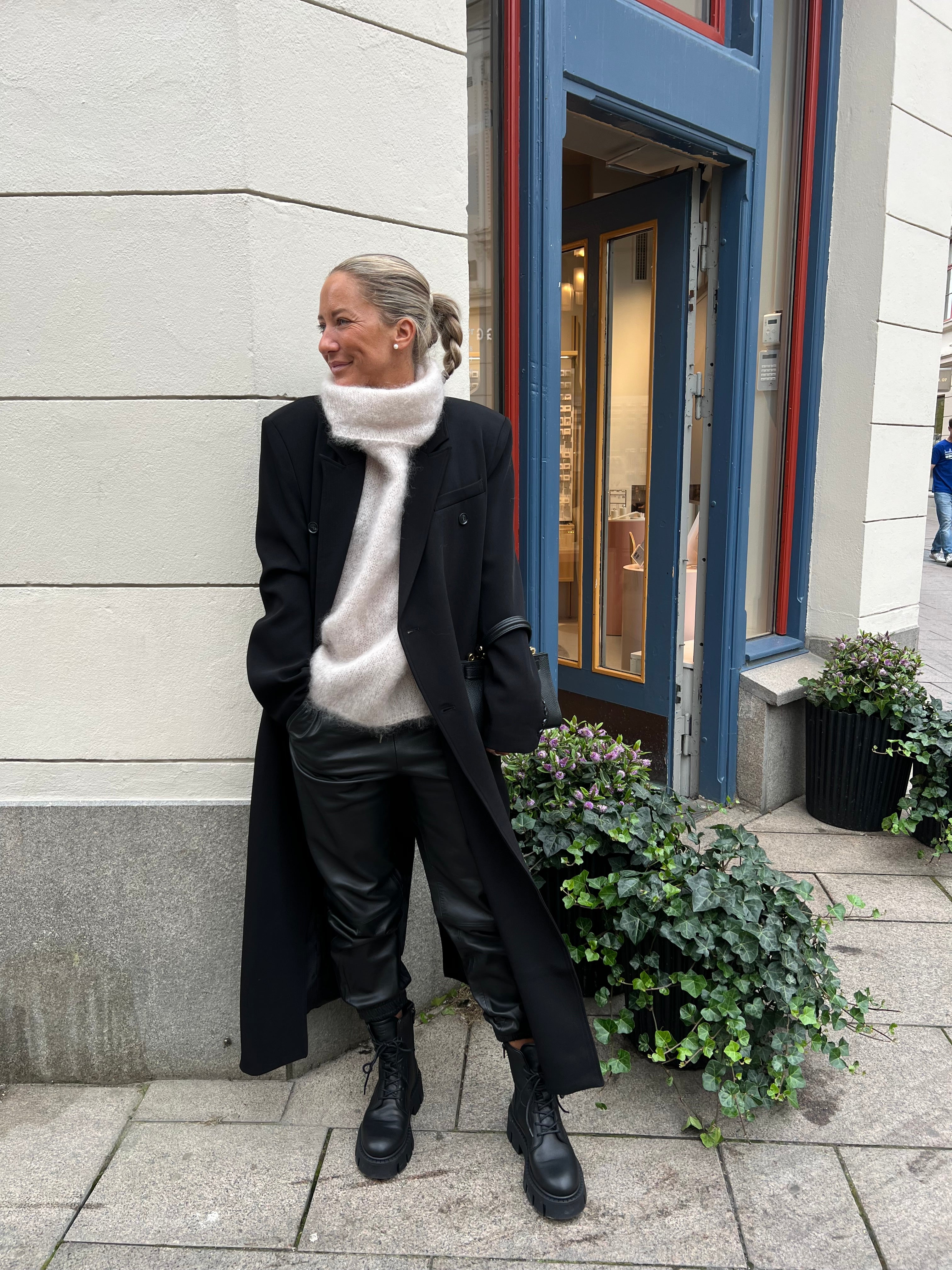 C Langer Mantel Schwarz