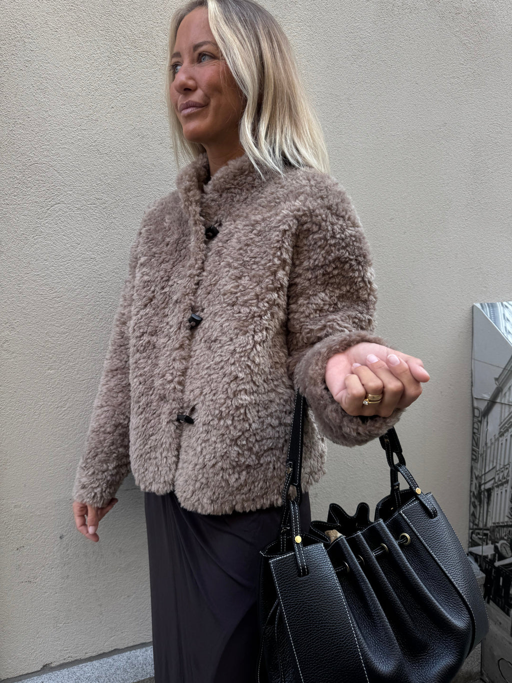 Nala kurze Felljacke Taupe