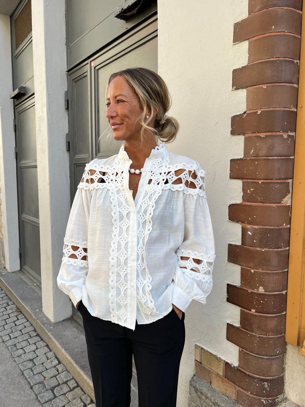 Johanna Spitzenbluse weiß & schwarz