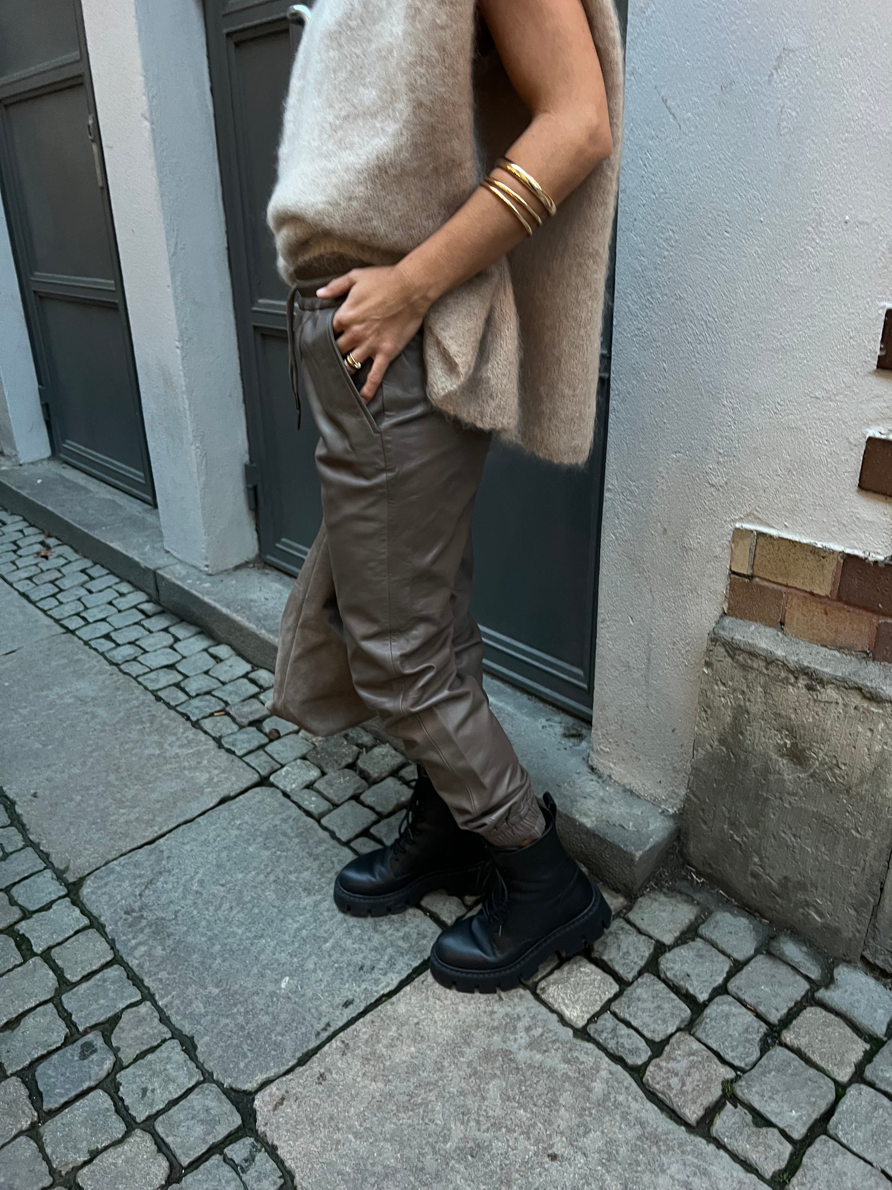 Shilo Lederhose Grau/braun