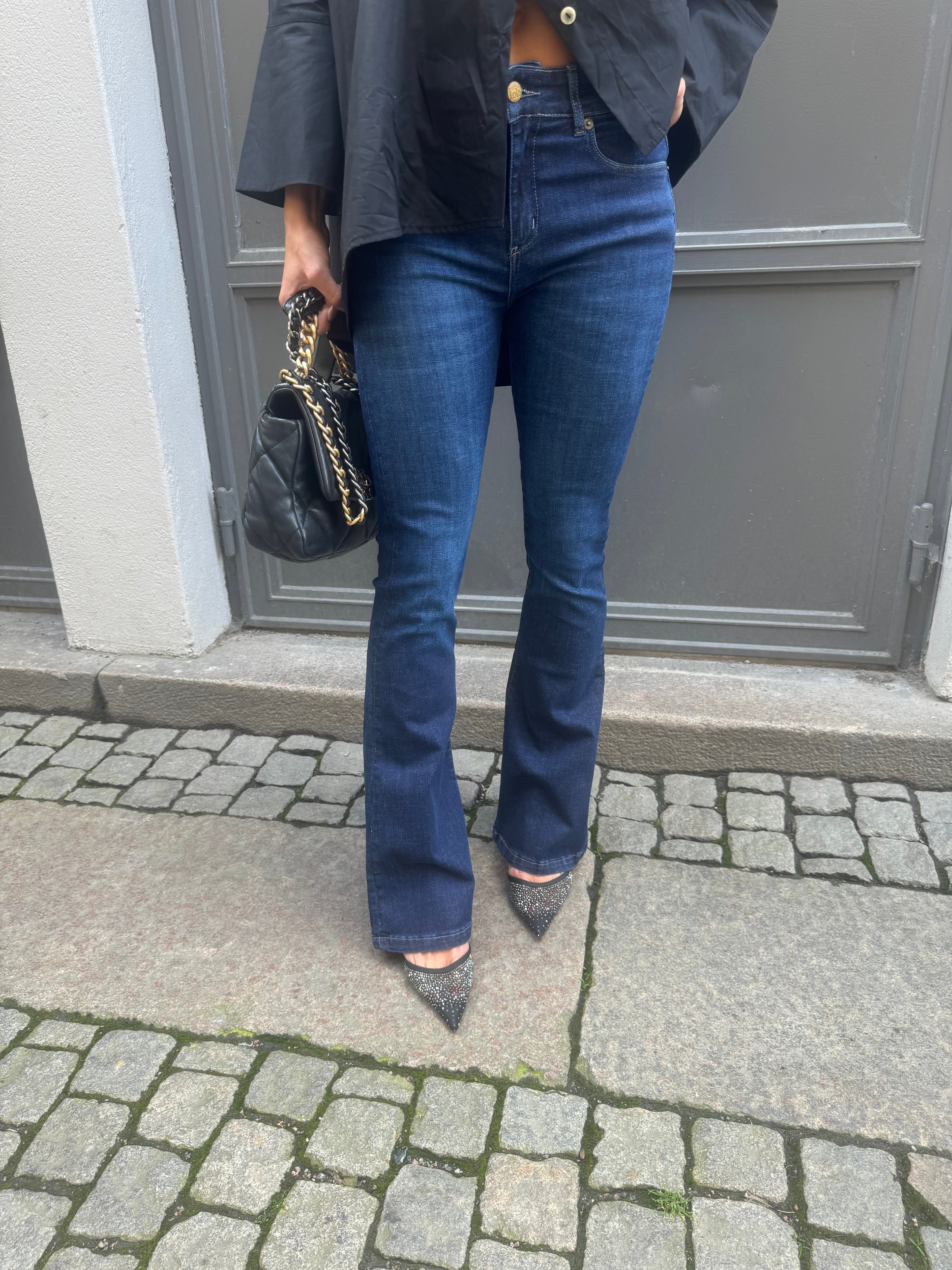 LOIS RAVAL MACRONI NEBEL