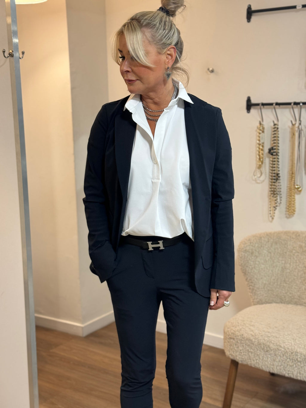 Penn & Ink Magda Weiß