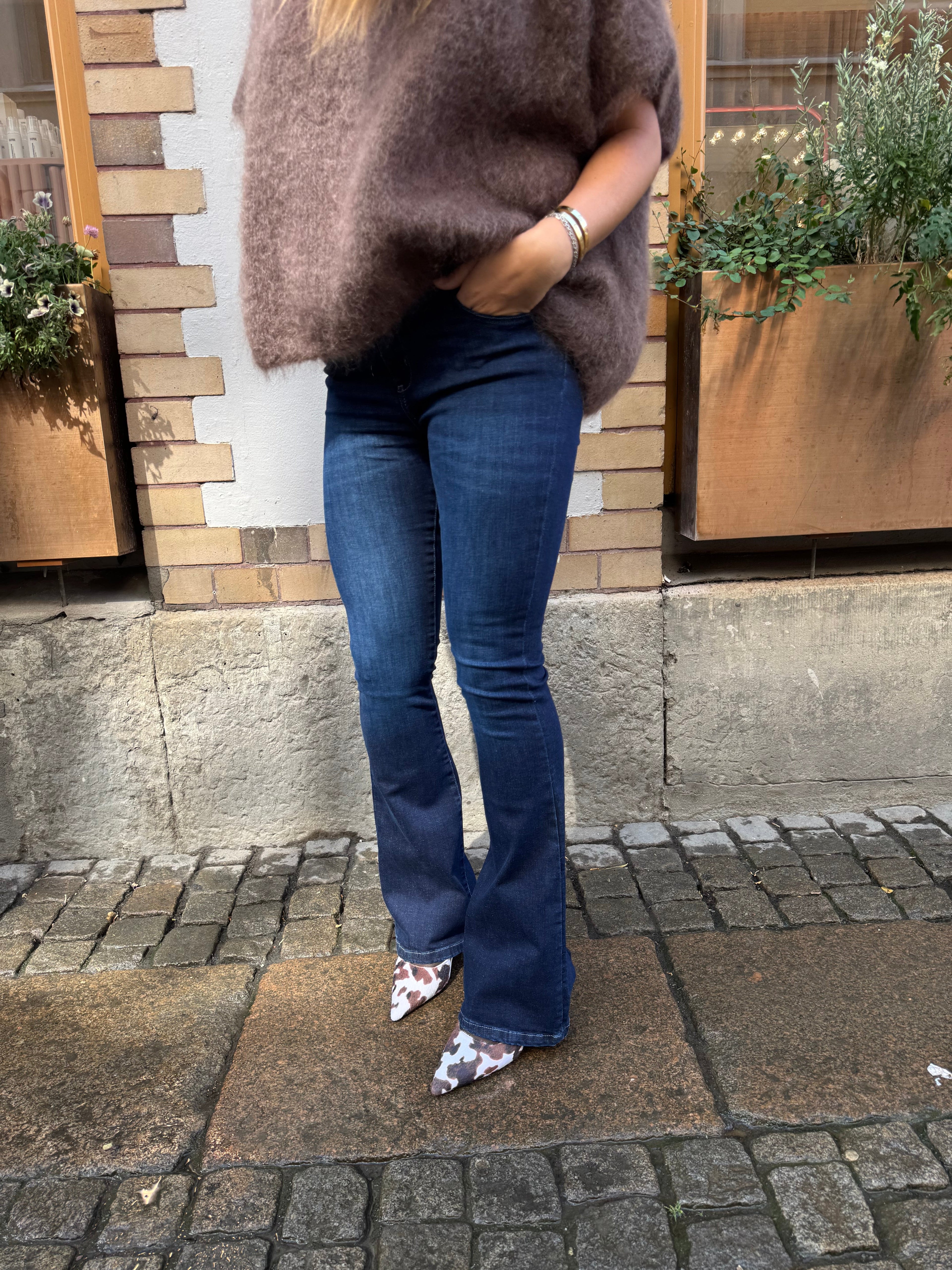 LOIS RAVAL MACRONI NEBEL