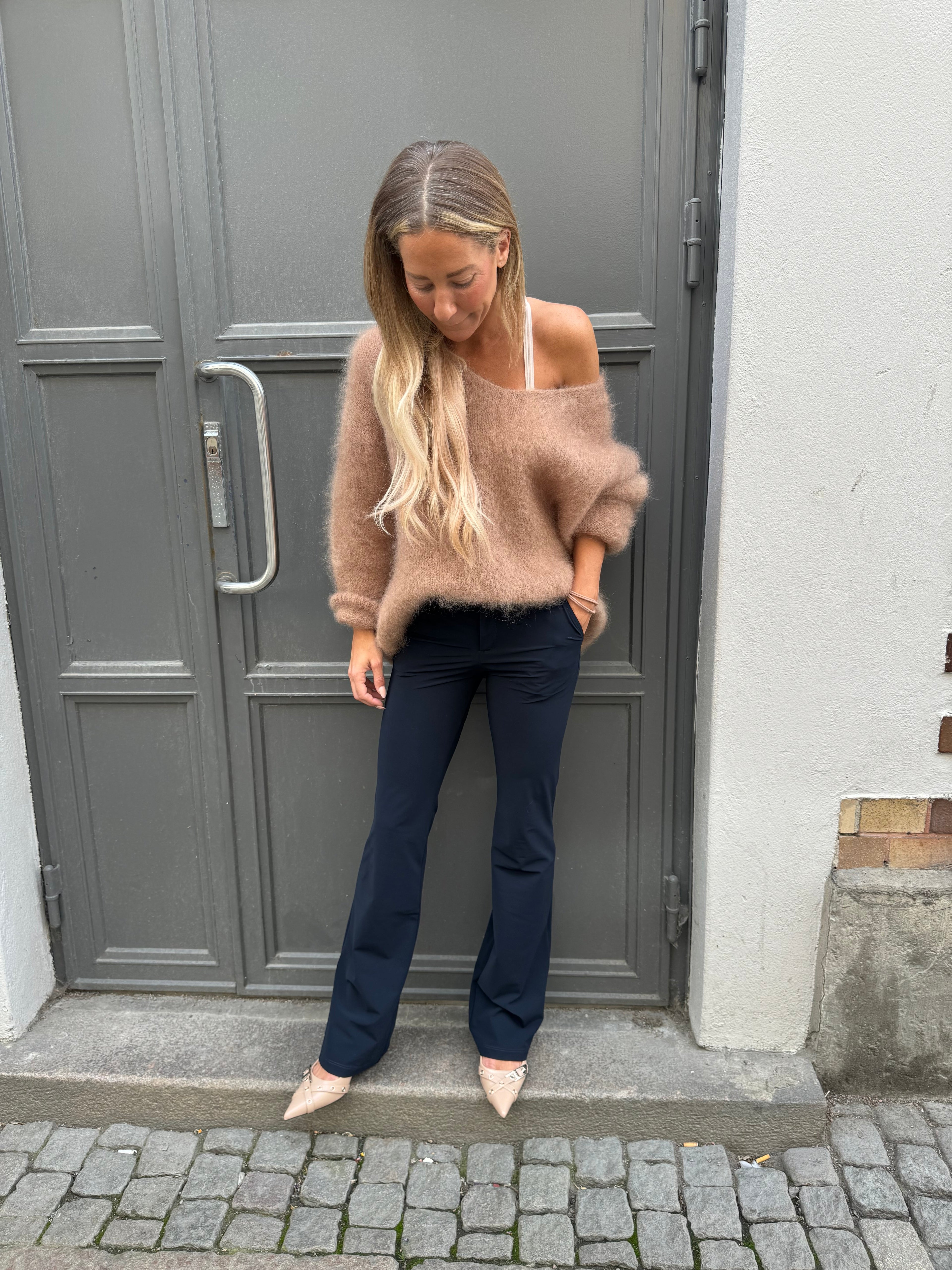 Roro Mohair Camel V-Ring – 23505