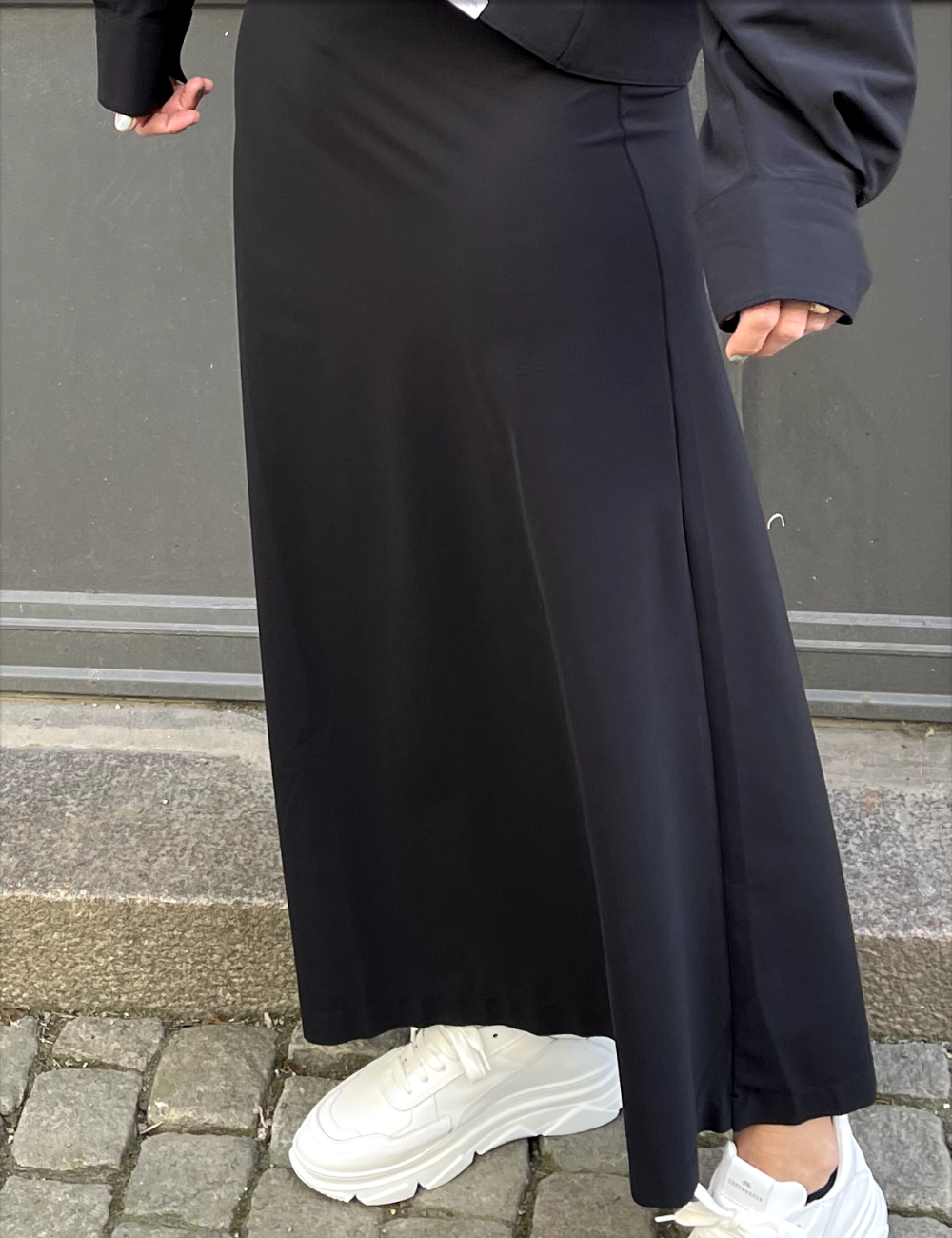 Penn & Ink Anna Schwarzer Rock